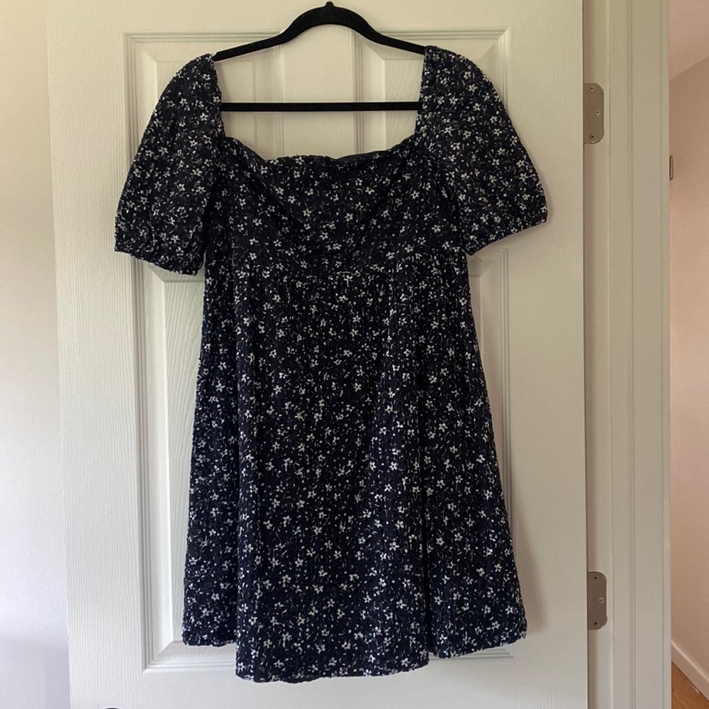 Anthropologie Maeve Floral Eyelet Dress
